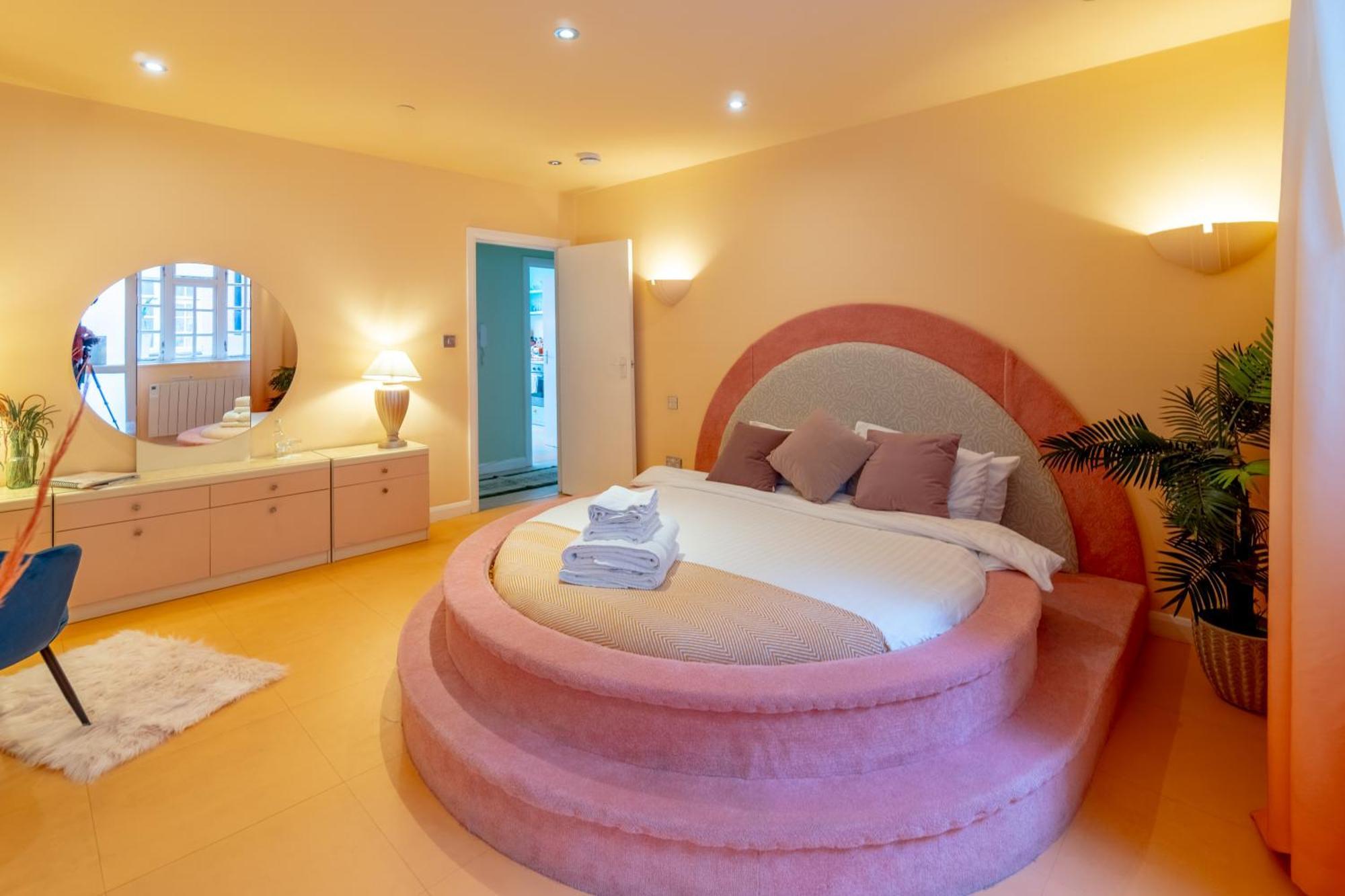 The Courtyard Suite By Margate Suites 外观 照片
