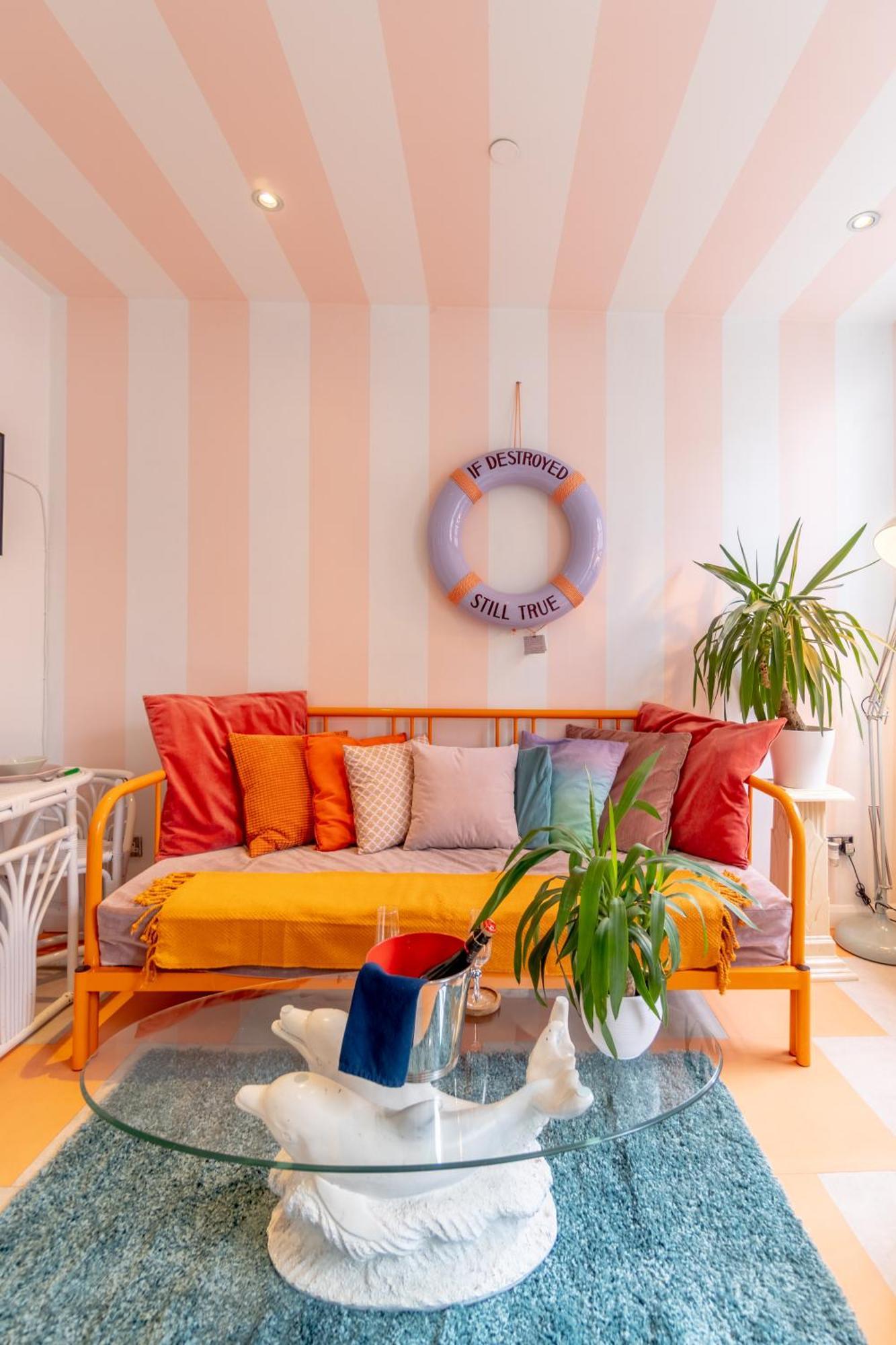 The Courtyard Suite By Margate Suites 外观 照片